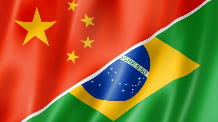 Китай приостанавливает экспорт с четырех бразильских заводов по производству говядины