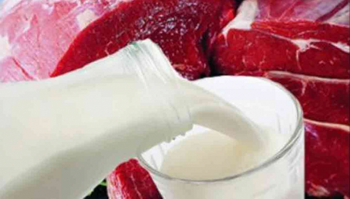 Новосибирский губернатор заверил, что проблем с молоком и мясом в регионе нет